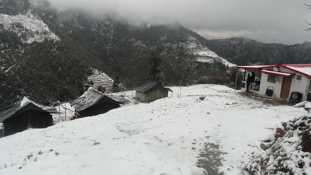Dhanaulti Camp Homes Retreat エクステリア 写真